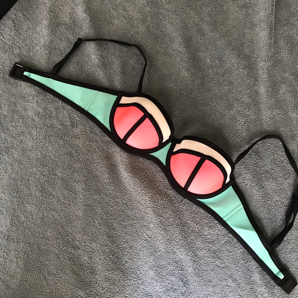 👙 Triangl Neoprene Bikini Blue and Pink 👙 - Picture 5 of 8